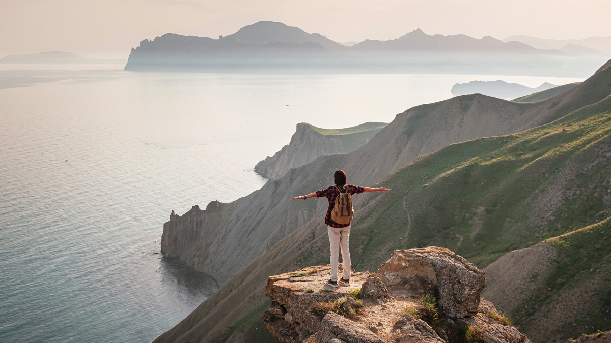 10 Essential Travel Insurance Benefits to Choose in 2026